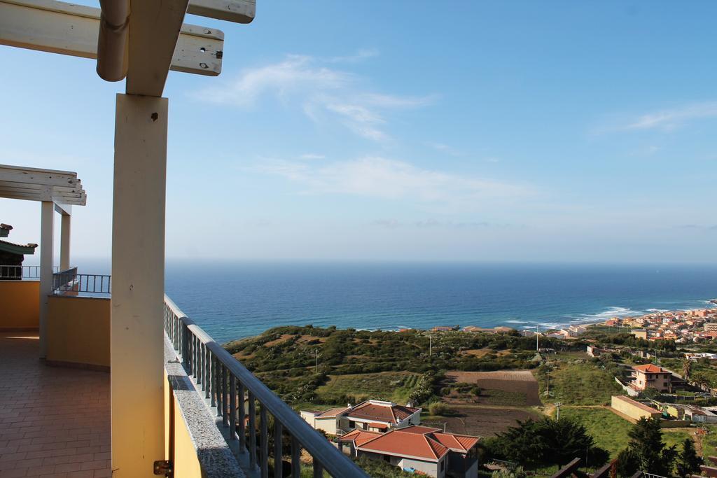 B&B L'Alba Nel Golfo Castelsardo Oda fotoğraf