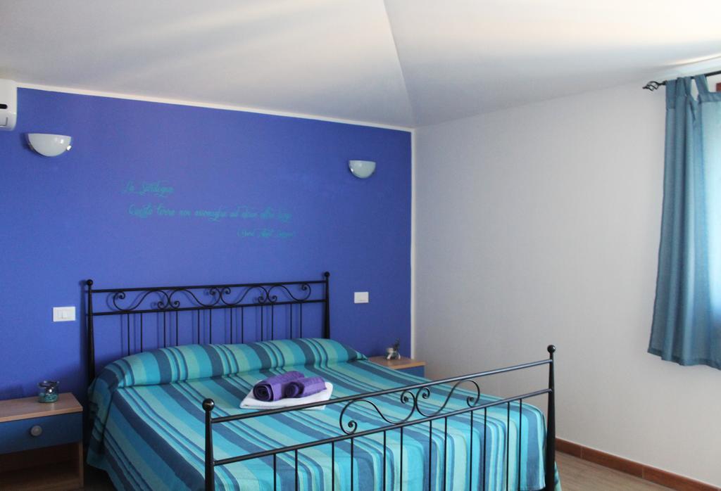B&B L'Alba Nel Golfo Castelsardo Oda fotoğraf